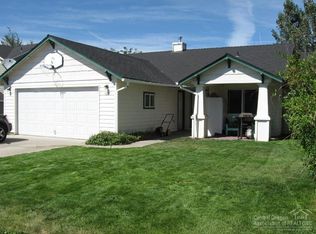 925 NW Poplar Ave, Redmond, OR