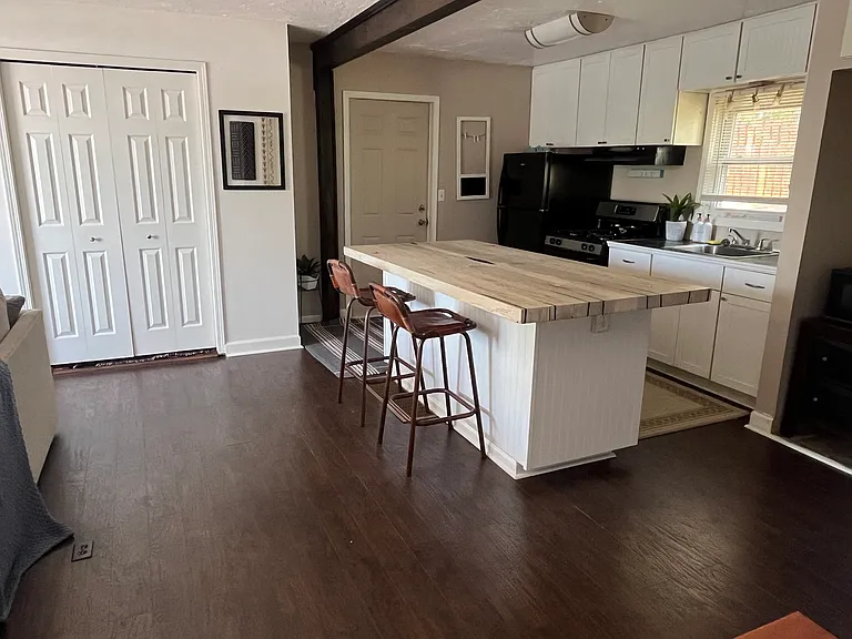 897 Portage Lakes Dr — Photo 4