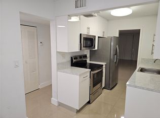 3001 NW 48th Ave APT 232, Lauderdale Lakes, FL 33313