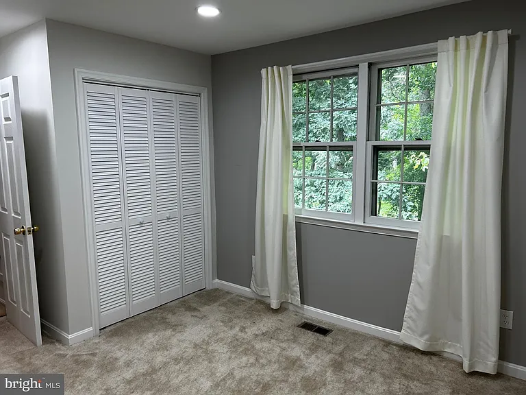 5205 Pumphrey Dr — Photo 16