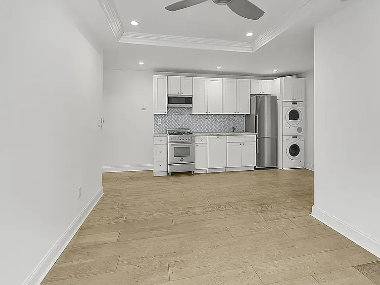 364 Lincoln Pl #F7 — Photo 3