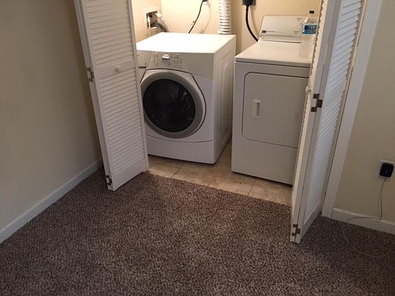 5th image of 1523 N Stafford St APT B