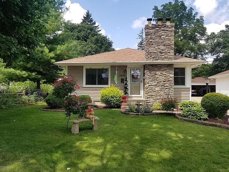 1st image of 1939 Concord Ave SE