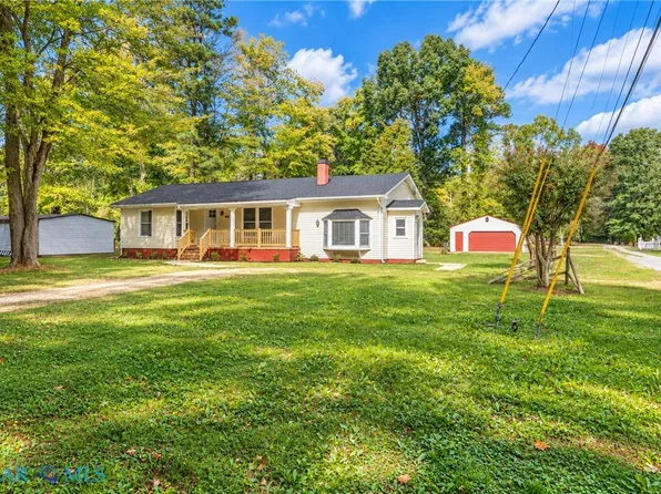 177 Lovers Ln, Mathews, VA 23109