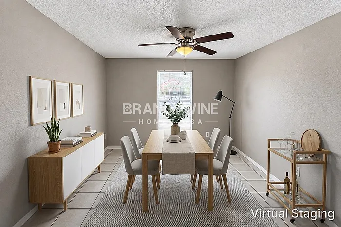 2549 Jessica Ln — Photo 10