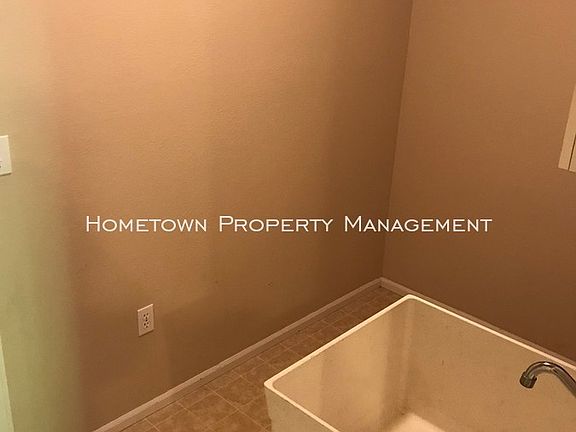 5th image of 2424 Olympia Ave NE