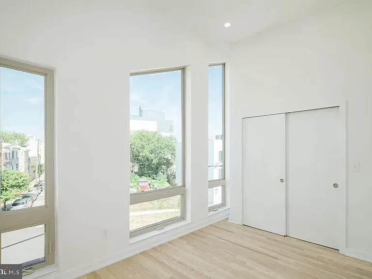 2331 Frankford Ave #3 — Photo 7