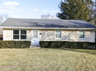 5006 Pine St, McHenry, IL