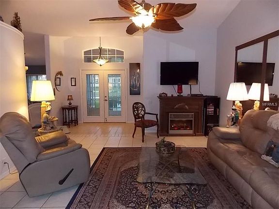 4th image of 8525 Danbury Ln