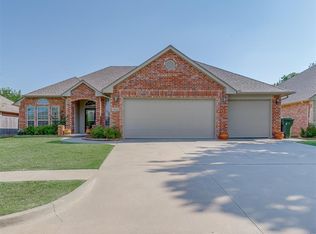 4020 Dornoch Ln, Norman, OK 73072