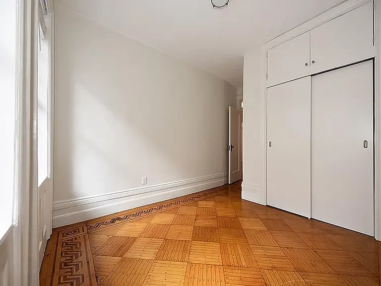 149 W 12th St #4-1 — Photo 9
