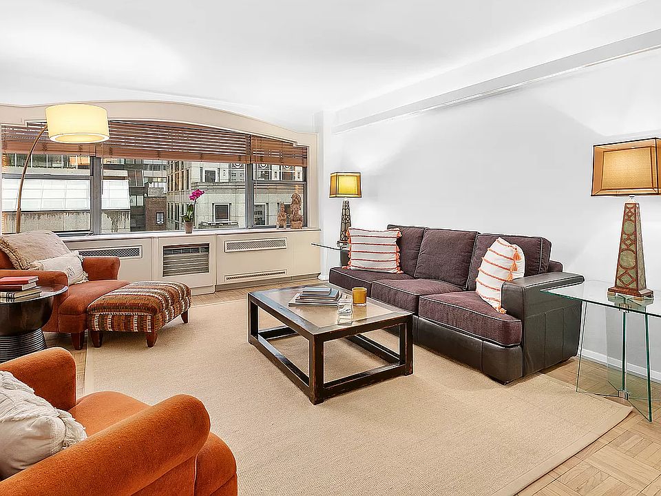 Burberry 9 east 57th street clearance zillow