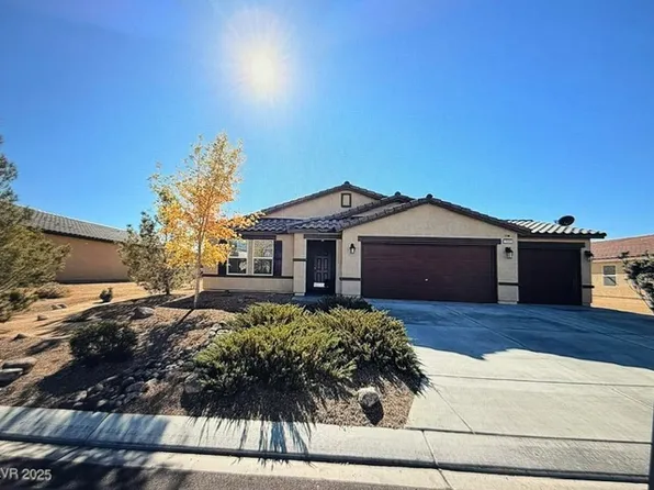 3945 E Gunnison Ave #1, Pahrump, NV 89061
