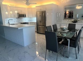 4023 Yarmouth Dr #B, Boca Raton, FL 33434