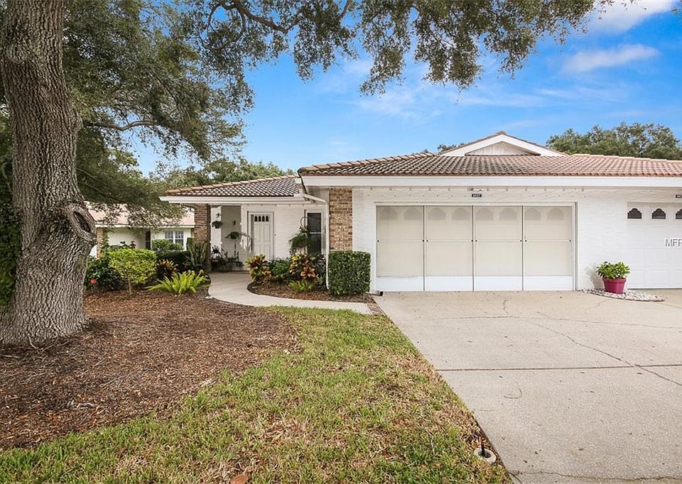 1st image of 5627 Garden Lakes Dr #33