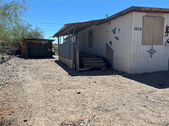 3rd image of 3572 Grelle Street