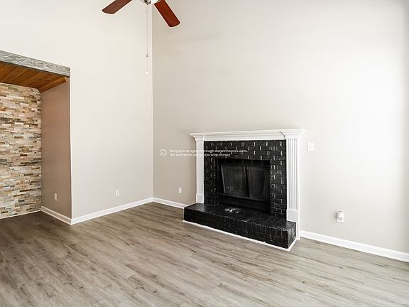 5th image of 125 Arcaro Dr