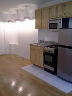 Rented by Magnum Realty Holdings, LLC | media 25