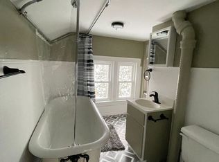 25 2nd St NW, Chisholm, MN 55719