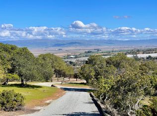 270 River Rd, Salinas, CA 93908