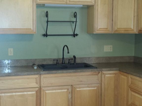 3rd image of 5132 W 148th St