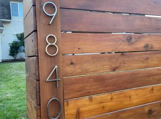 9840 SW Whitford Ln APT 4, Beaverton, OR 97008