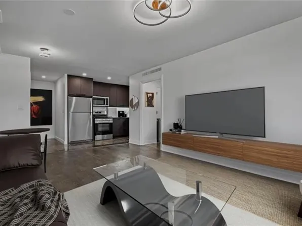 2285 Peachtree Rd Ne #1004, Atlanta, GA 30309