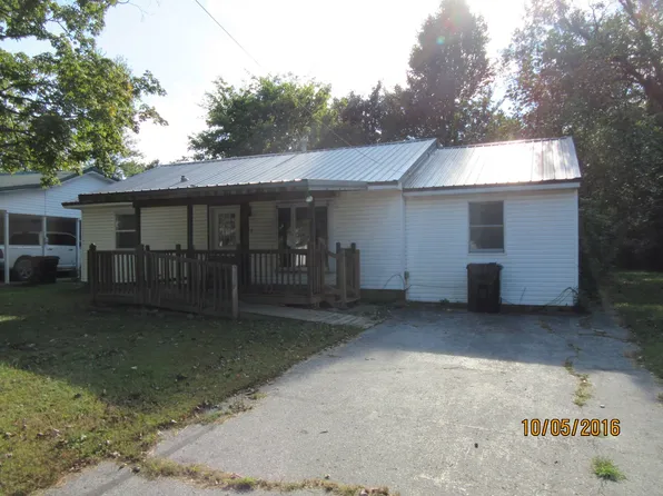 114 Lindsey Ave, Metropolis, IL 62960