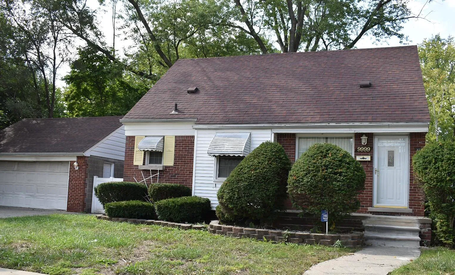3 bed, 2.0 bath, 1174 sqft, $1,700 — Photo 1