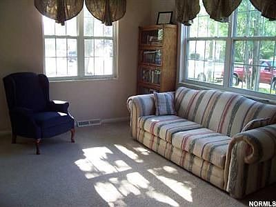 4th image of 7349 Glenside Ln