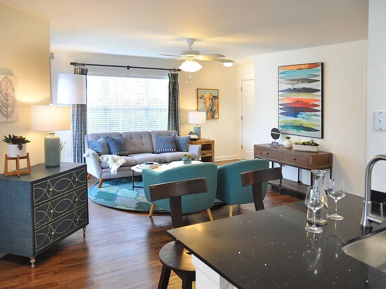 Bridlewood On Westland Apartments — Photo 25