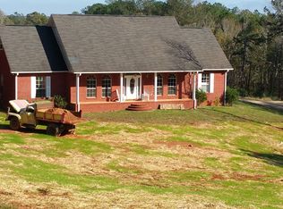 1281 Dean Rd, Alexander City, AL 35010