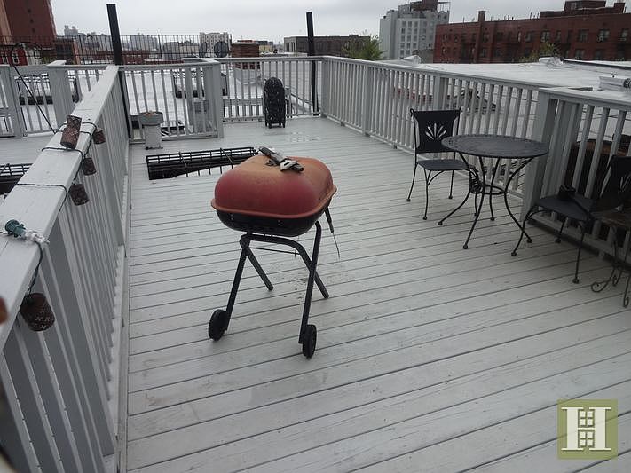 2nd image of 581 Warren St APT 4R