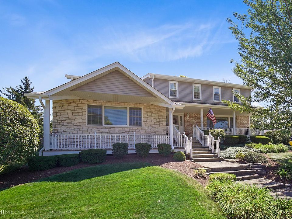 1st image of 15229 Bayberry Ct