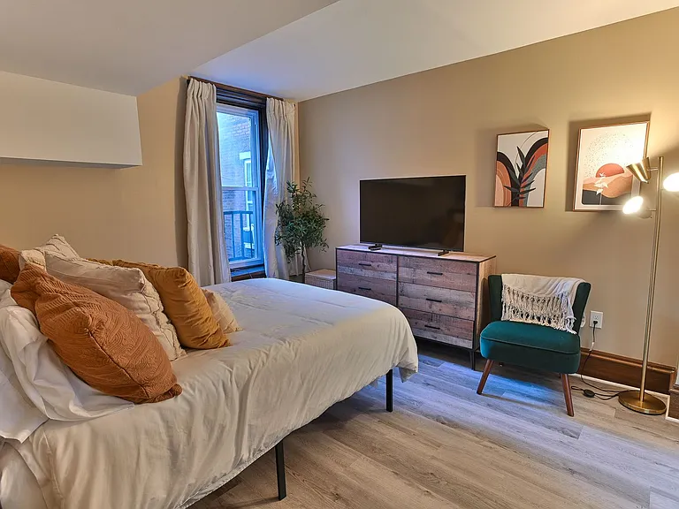 119 Locust Street — Photo 16