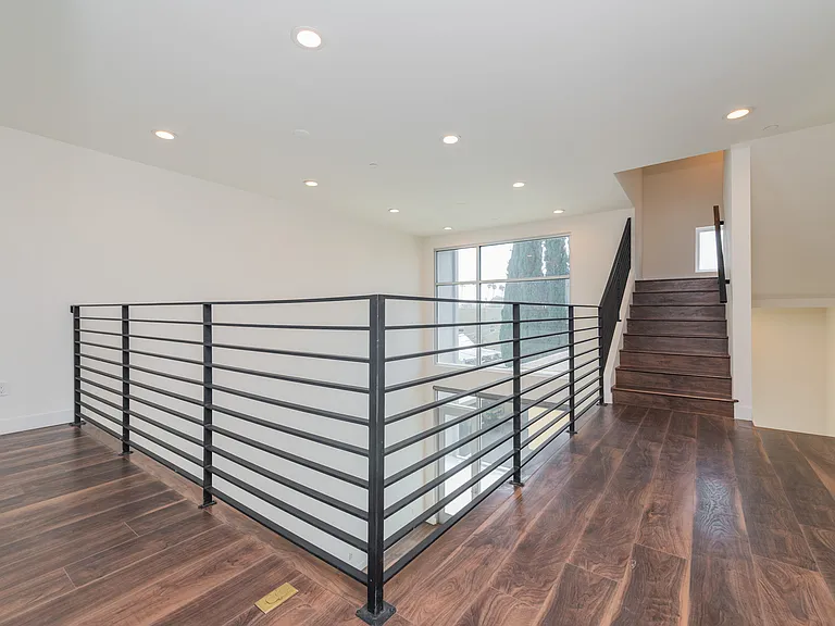 6016 W Beachwood Ln — Photo 30