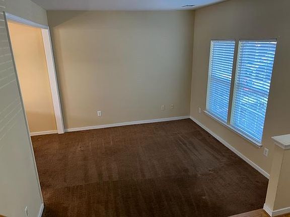 4th image of 7827 Villa Pl