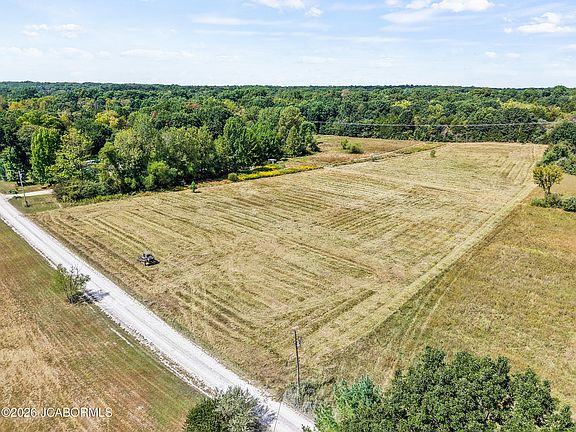 3rd image of 9679 Deer Run Rd