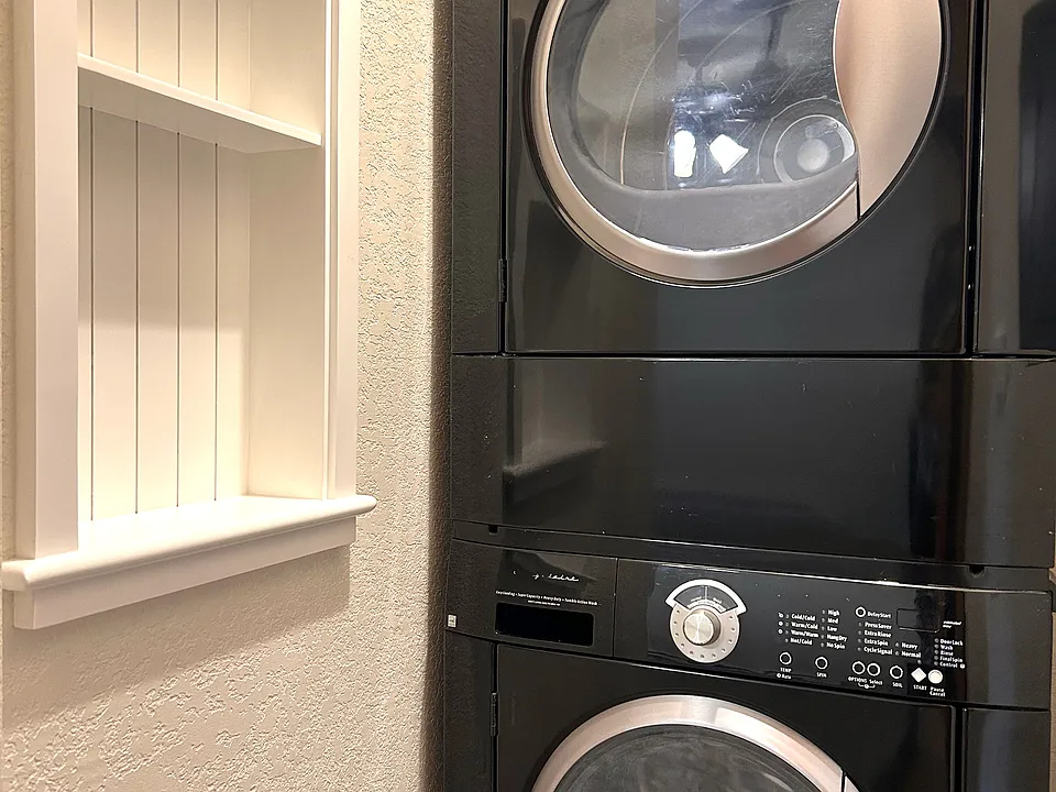 In-unit laundry