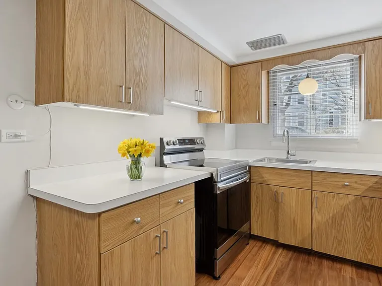 1400 Hinman Ave #G — Photo 7