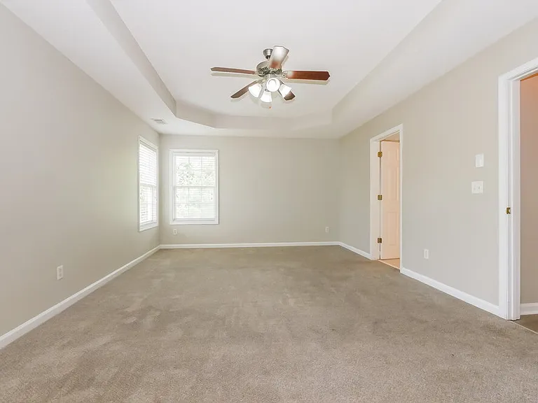 440 The Gables Dr — Photo 11