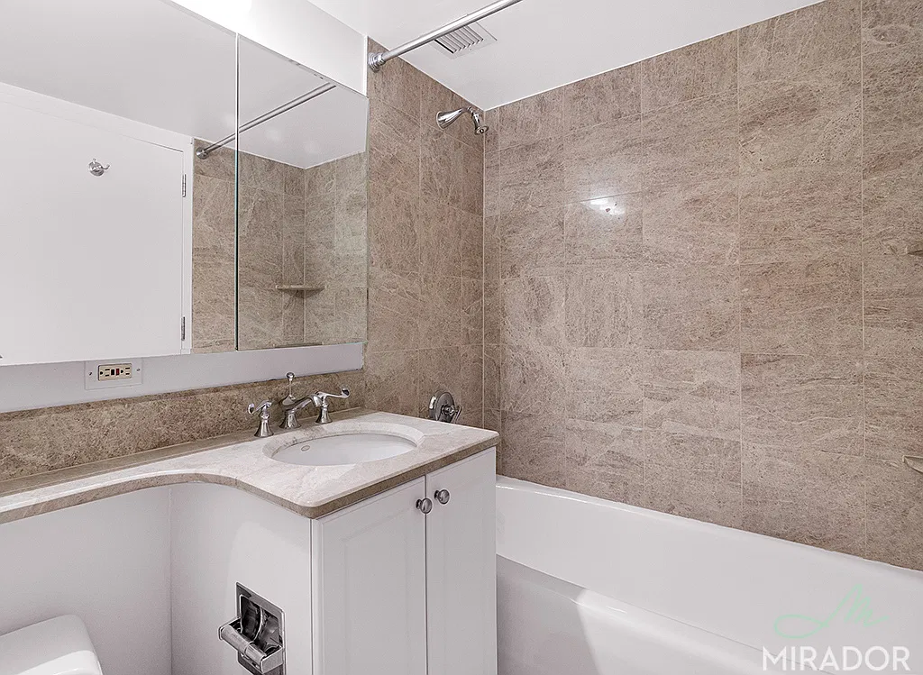60 West 23rd Street — Photo 4