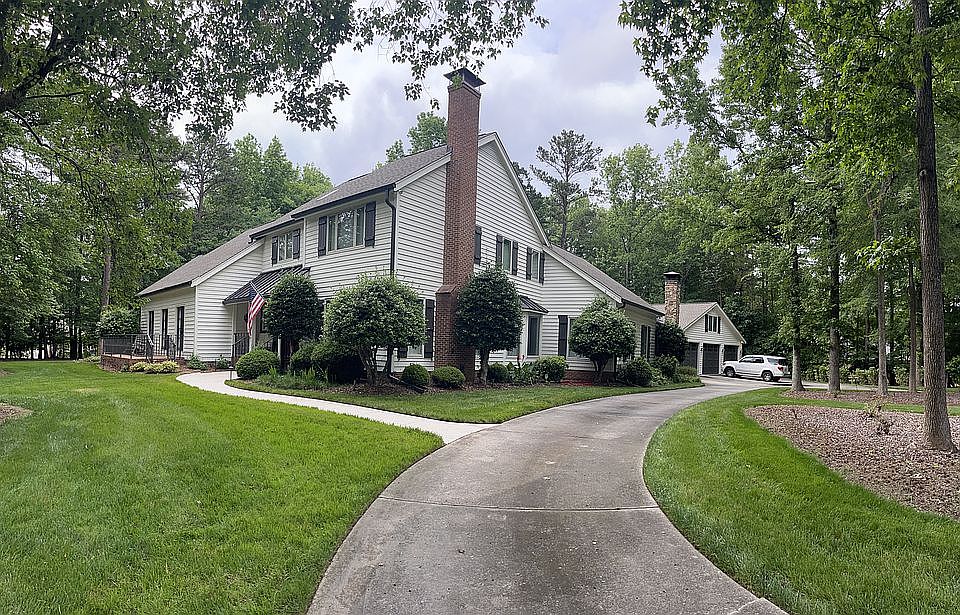 2nd image of 3404 Providence Plantation Ln
