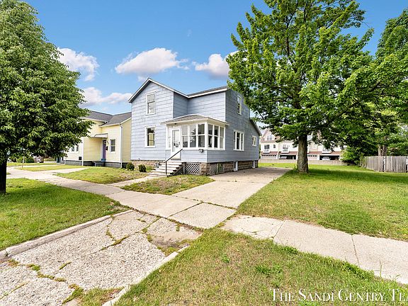 3rd image of 317 Elliott Ave