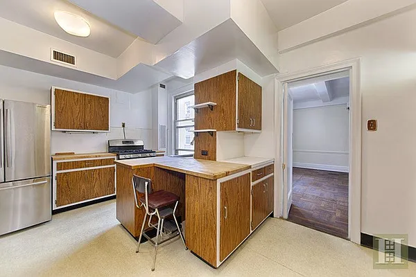 Rented by Halstead Real Estate | media 6