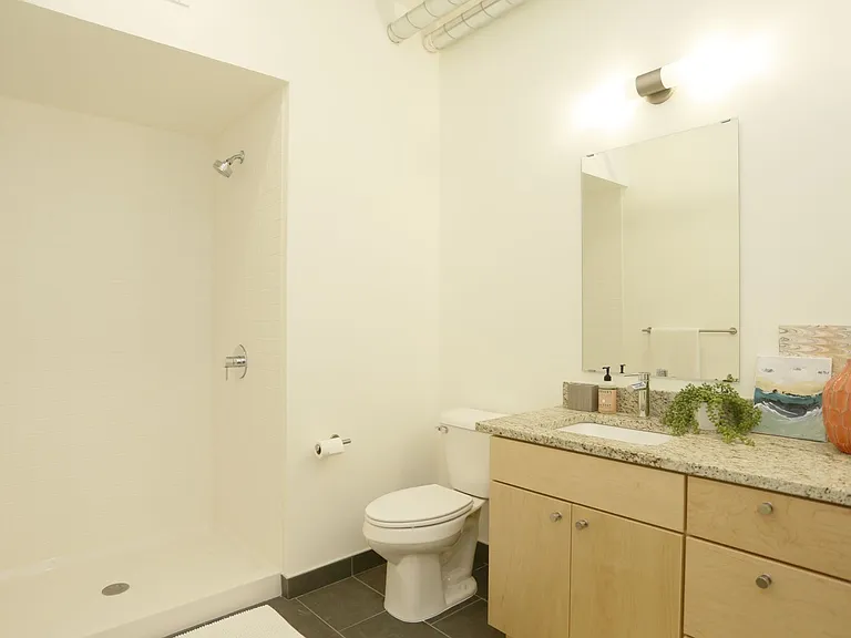 601 Lake Michigan Dr NW — Photo 24