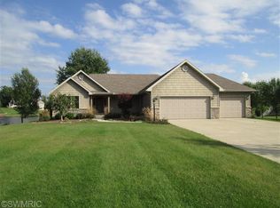 23693 Grandview Ct, Sturgis, MI 49091