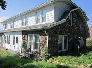 8 Schoolhouse Rd #B, Pine Island, NY 10969