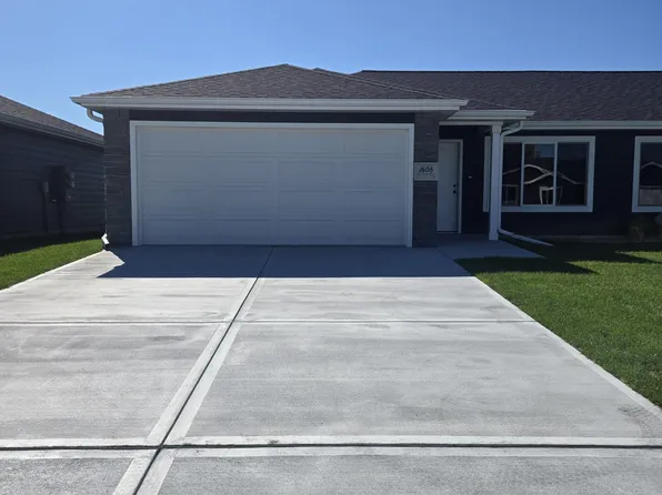 1608 Windridge Ave, Grand Island, NE 68803