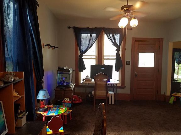 3rd image of 26 Yeamans Ave